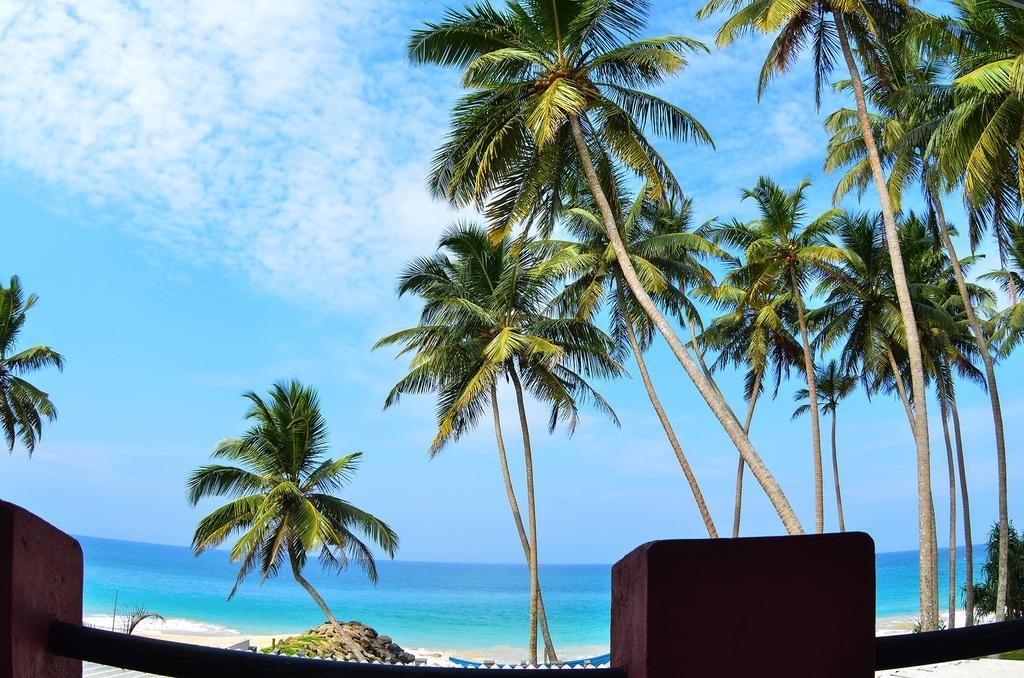 Rainbow Beach Hotel Хикадува Екстериор снимка