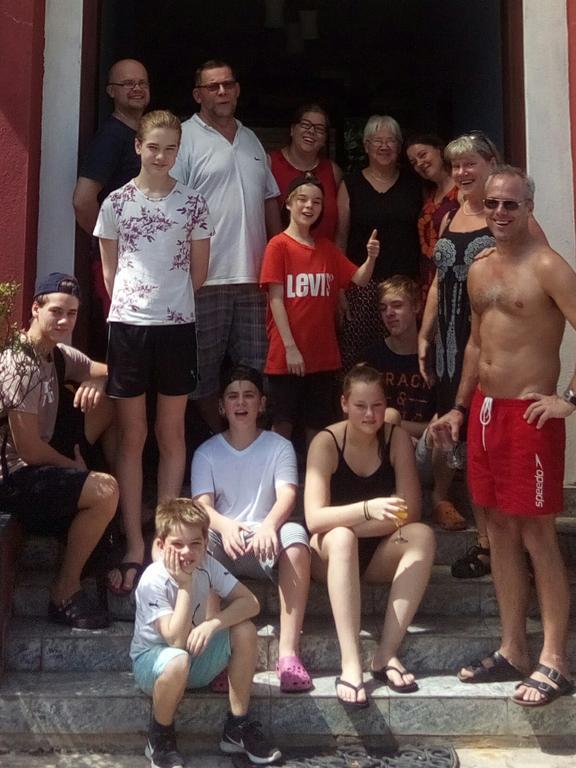 Rainbow Beach Hotel Хикадува Екстериор снимка